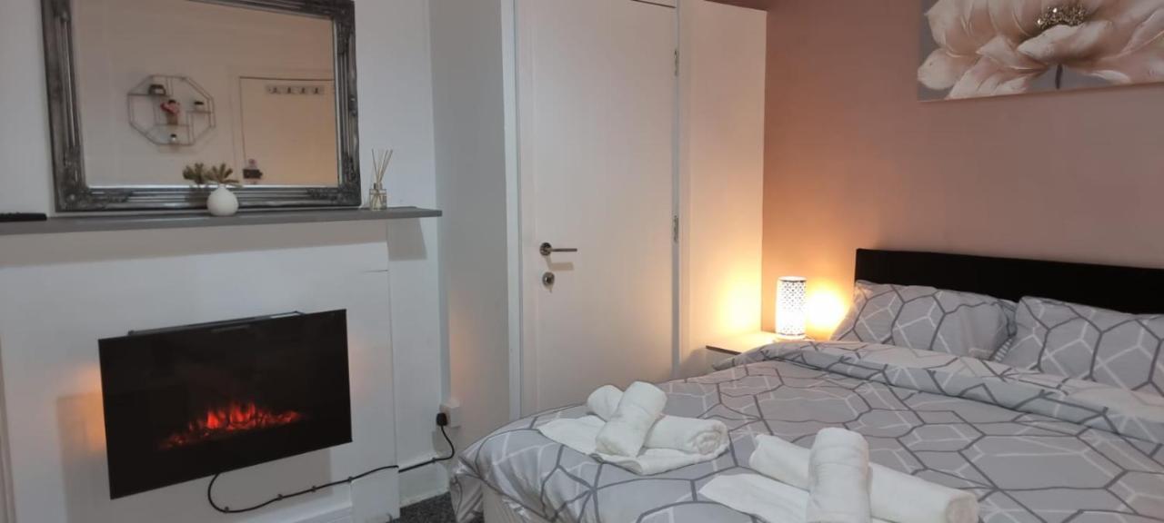 Ultra-Fine Apartments In Central ハリファックス エクステリア 写真
