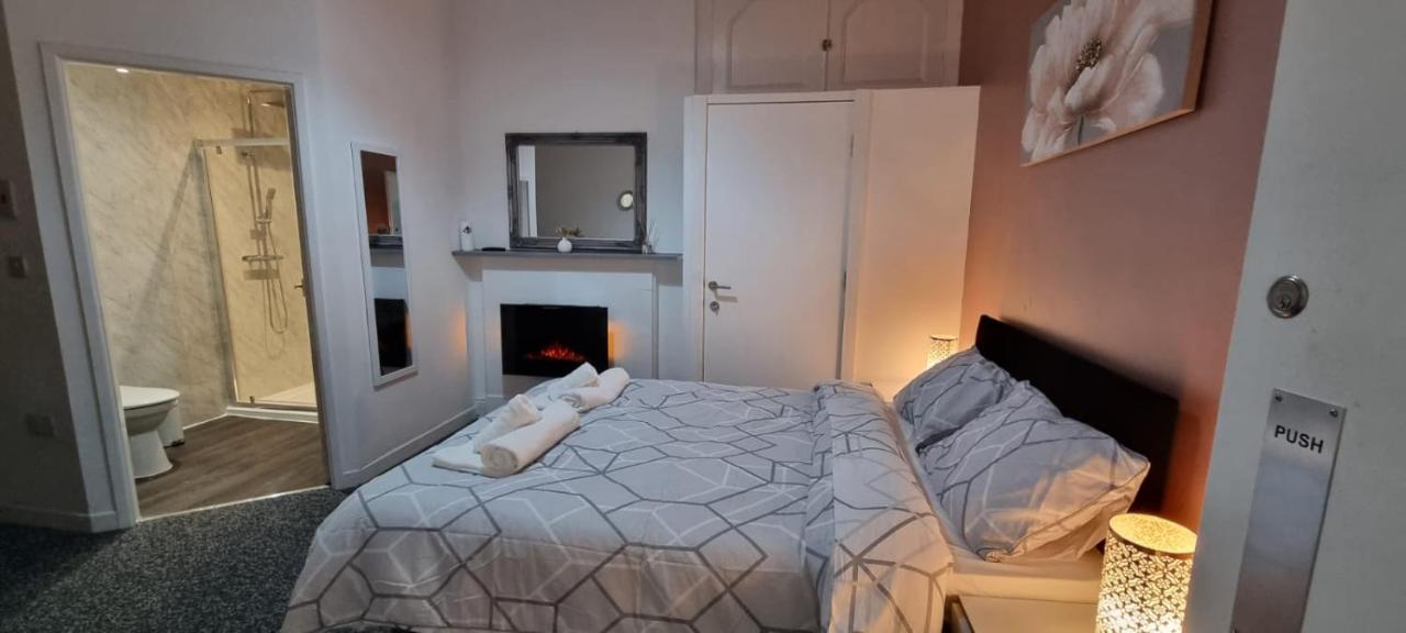 Ultra-Fine Apartments In Central ハリファックス エクステリア 写真