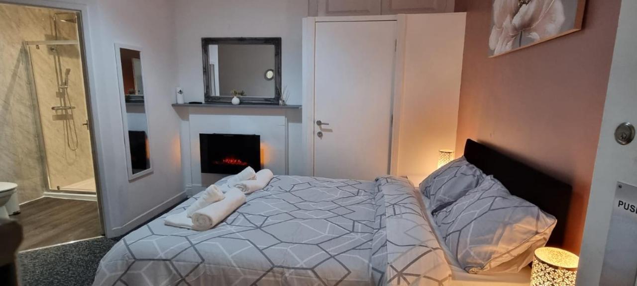 Ultra-Fine Apartments In Central ハリファックス エクステリア 写真